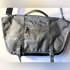 NWOT Timbuk2 Lg Messenger Bag